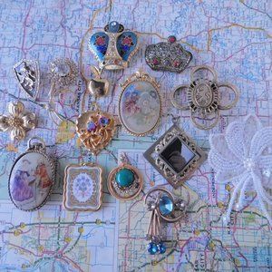 Vintage pendant and brooch lot retro victorian boho eclectic wholesale